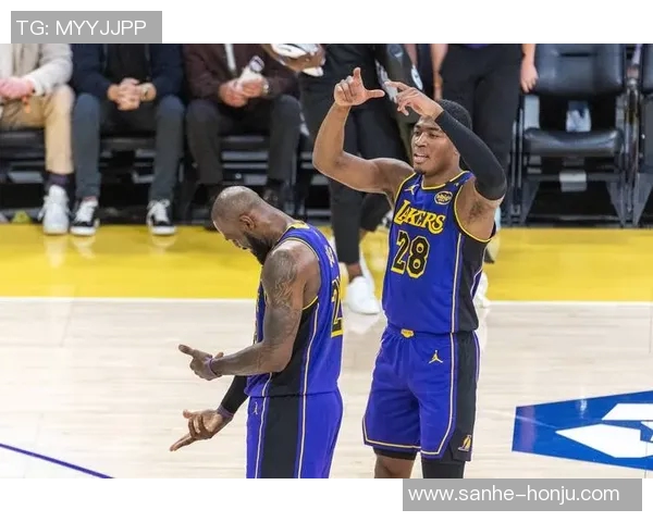 2015年湖人与猛龙的激烈对决回顾与精彩瞬间分析