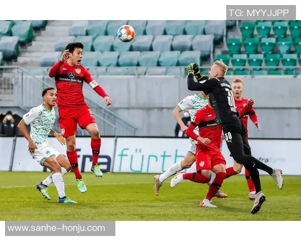 沃尔夫斯堡主场迎战弗赖堡双方争夺宝贵积分的精彩对决