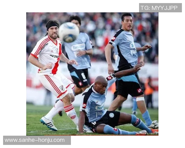 河床与麦独立的精彩对决比赛时间安排及赛事分析