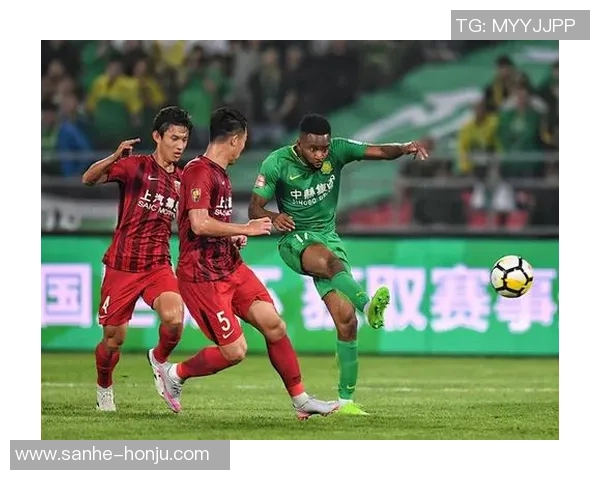 上港与北京国安激战正酣进球大战引发球迷热烈讨论 上港与北京国安激战正酣进球大战引发球迷热烈讨论