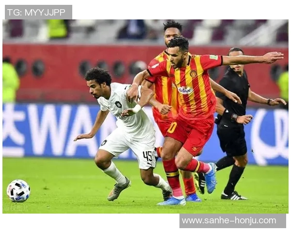 波斯波利斯与萨德的激烈对决揭示足球战术的博弈与魅力