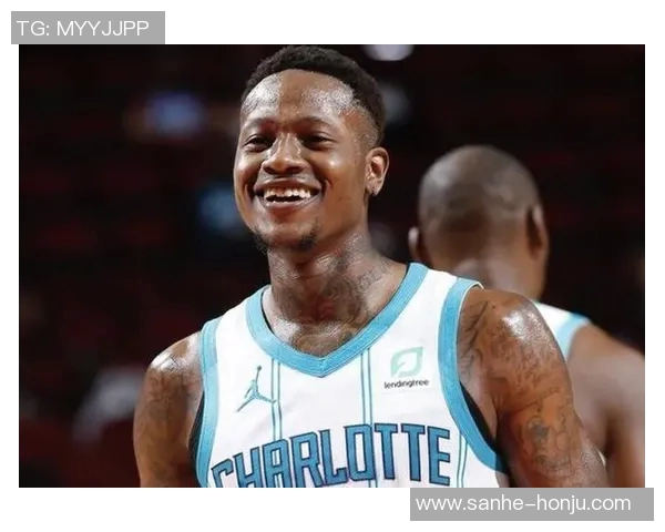 特里罗齐尔的篮球之路:从潜力新星到球队核心的蜕变历程 特里罗齐尔的篮球之路:从潜力新星到球队核心的蜕变历程