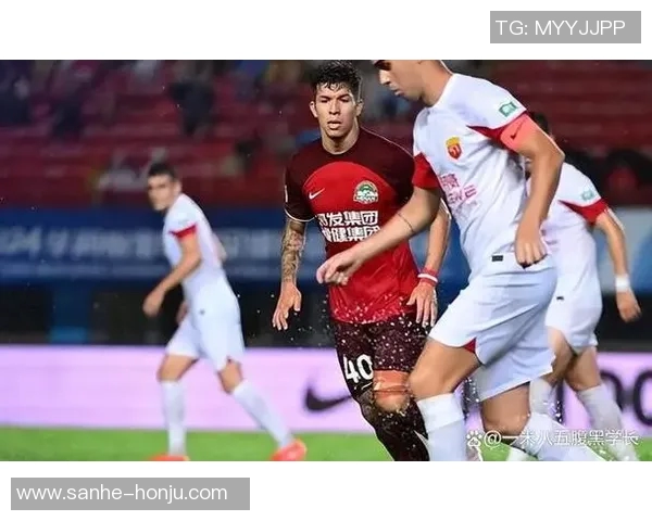 鲁能与上港下半场激战精彩回顾双方球员表现与战术分析